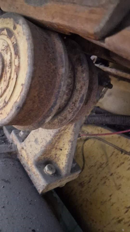 Buldozer CAT D5 FOR PARTS: Foto 8