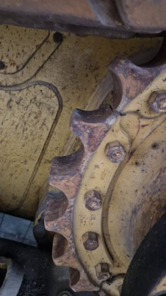 Buldozer CAT D5 FOR PARTS: Foto 9