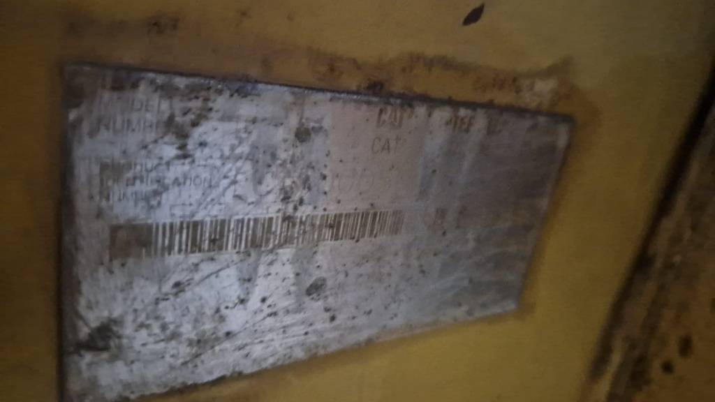 CAT D5 FOR PARTS - Buldozer: Foto 4 CAT D5 FOR PARTS - Buldozer: Foto 4