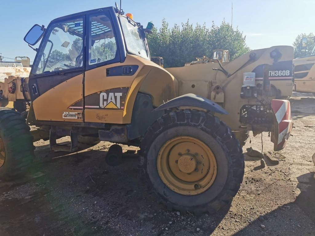 CAT TH 360 B - Stivuitor telescopic: Foto 2 CAT TH 360 B - Stivuitor telescopic: Foto 2