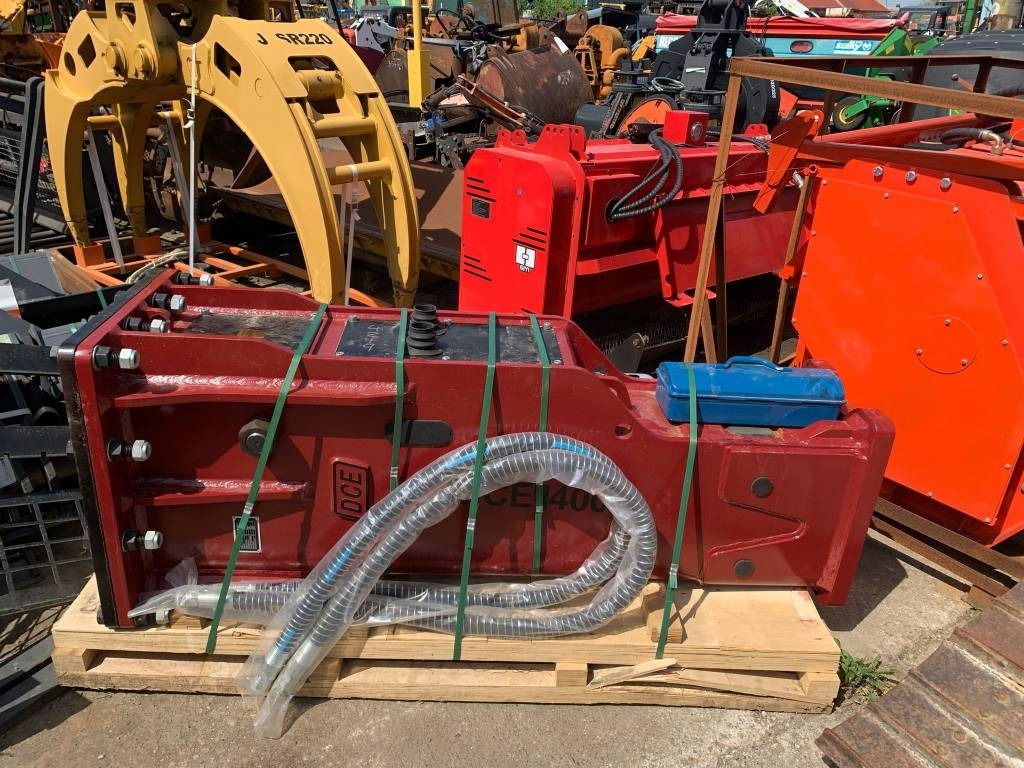DCE 1400 Hydraulic Breaker - Ciocan hidraulic pentru Utilaje constructii: Foto 1 DCE 1400 Hydraulic Breaker - Ciocan hidraulic pentru Utilaje constructii: Foto 1