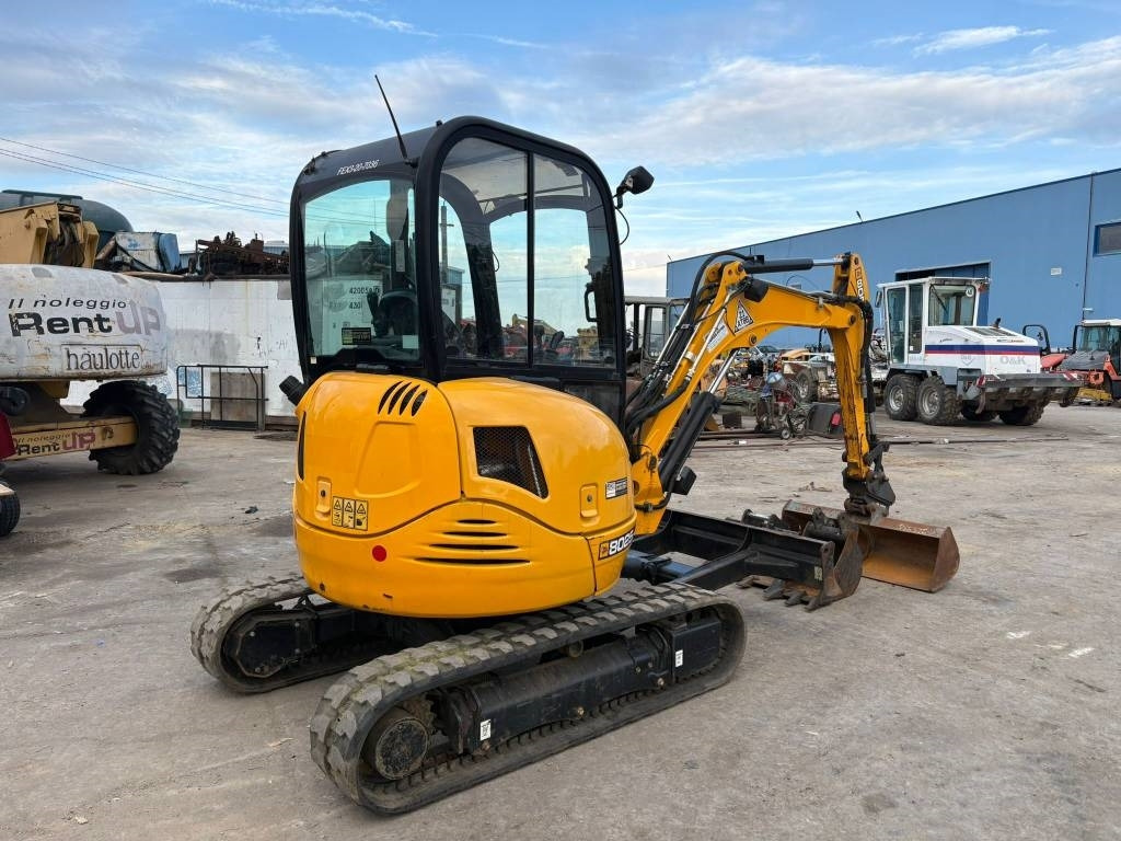 JCB 8025 ZTS - Mini excavator: Foto 3 JCB 8025 ZTS - Mini excavator: Foto 3