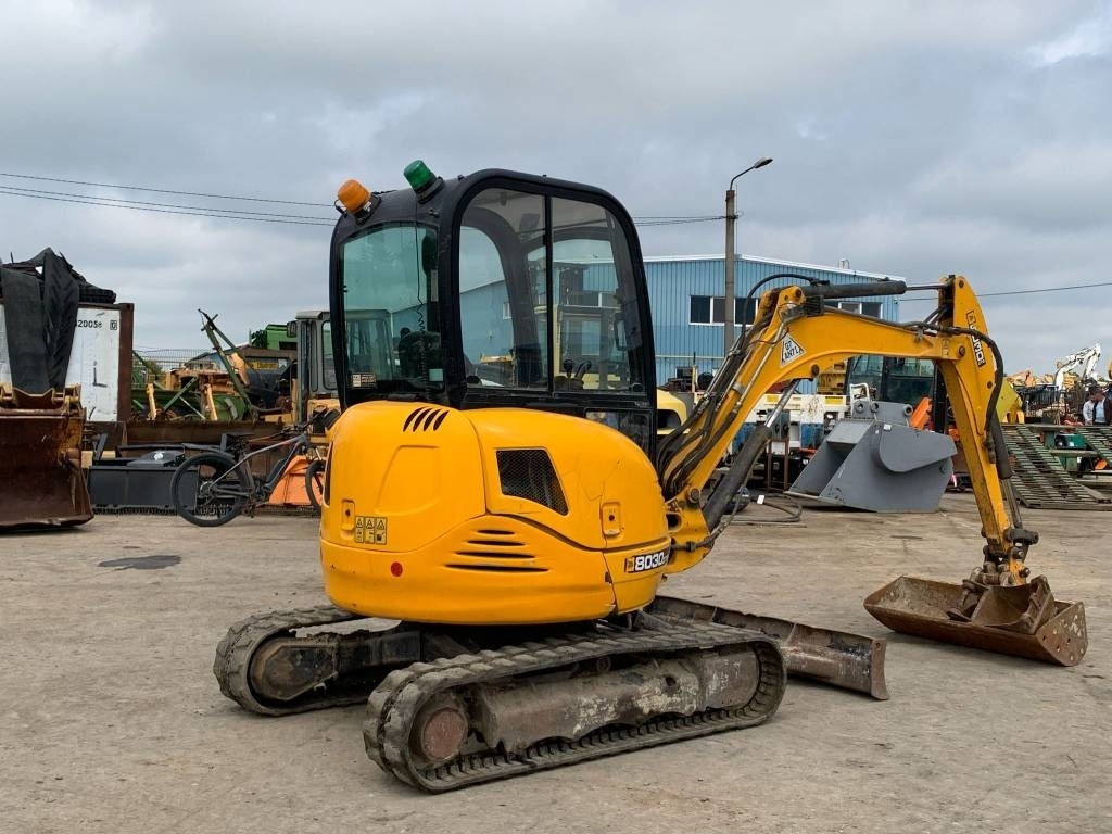 JCB 8030 ZTS - Mini excavator: Foto 4 JCB 8030 ZTS - Mini excavator: Foto 4
