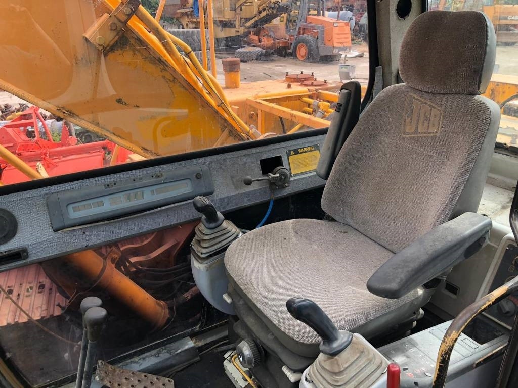 JCB JS 103 FOR PARTS - Excavator pe şenile: Foto 5 JCB JS 103 FOR PARTS - Excavator pe şenile: Foto 5