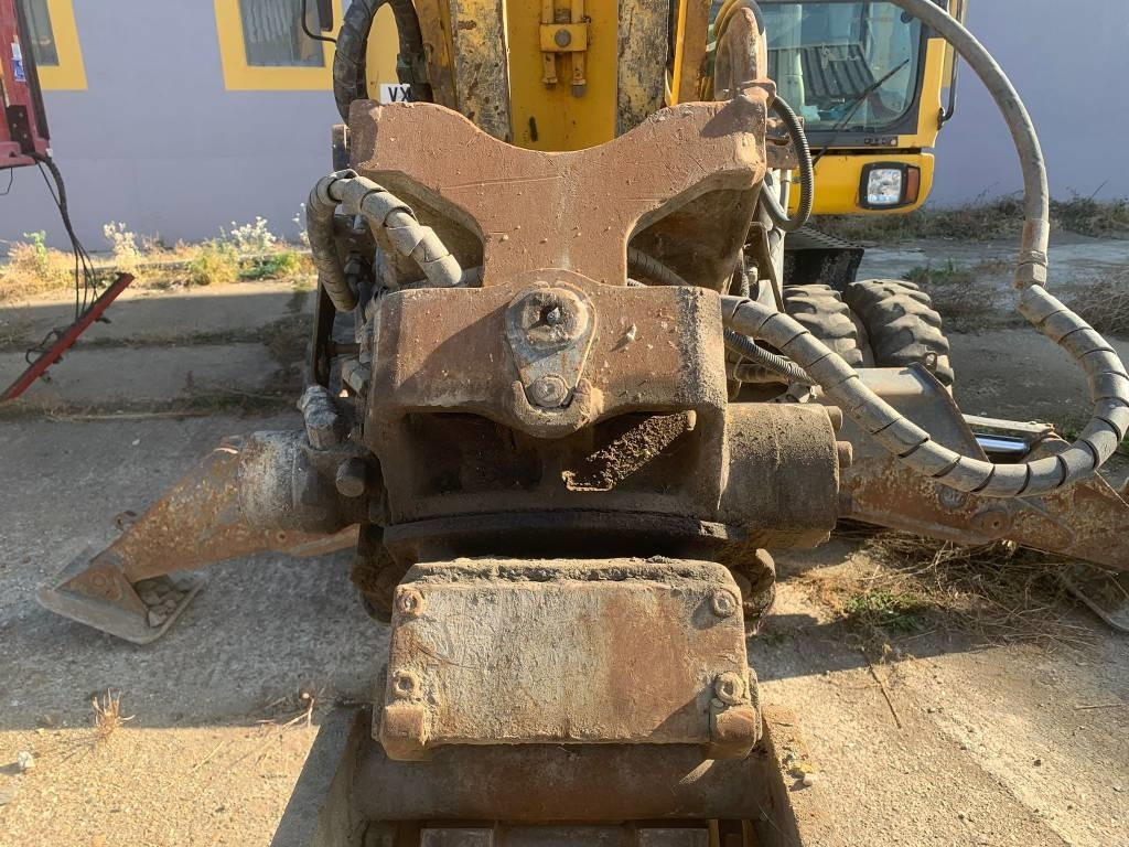 Excavator pe roţi Komatsu PW180-E0+Engcon Rototilt: Foto 8 Excavator pe roţi Komatsu PW180-E0+Engcon Rototilt: Foto 8