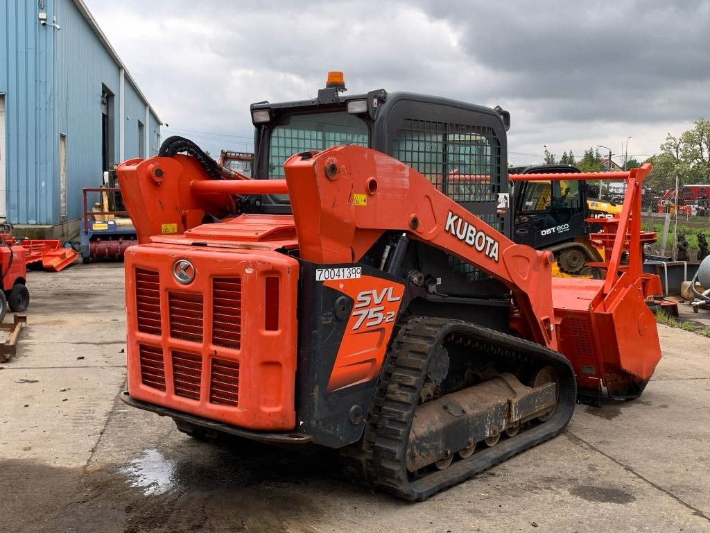 Kubota SVL 75-2+Topcat SSFM81 - Mini încărcător pe şenile: Foto 5 Kubota SVL 75-2+Topcat SSFM81 - Mini încărcător pe şenile: Foto 5