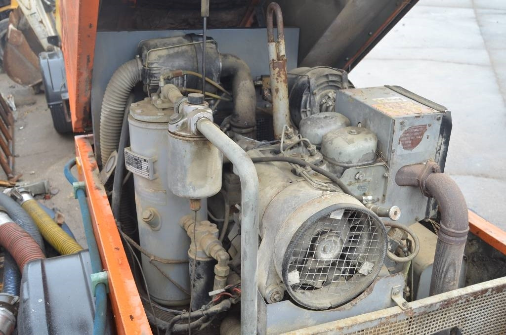 Mannesman Domag SC 40 DS-1 - Compresor de aer: Foto 3 Mannesman Domag SC 40 DS-1 - Compresor de aer: Foto 3