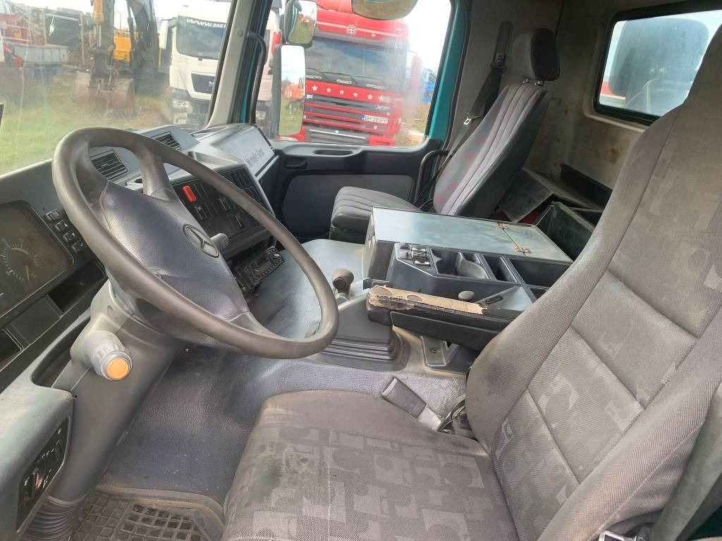 Camion basculantă Mercedes-Benz Actros 4143: Foto 10 Camion basculantă Mercedes-Benz Actros 4143: Foto 10