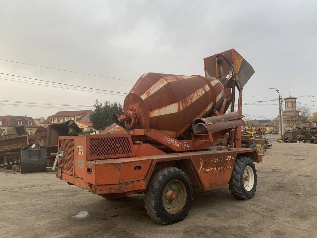 Messersi P2-R4 - Autobetonieră: Foto 3 Messersi P2-R4 - Autobetonieră: Foto 3