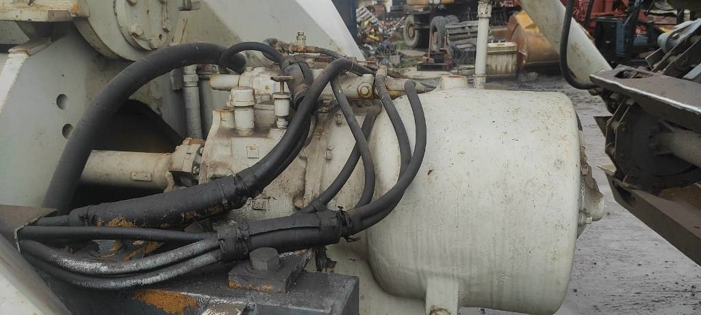 Screper Michigan 110HT: Foto 6 Screper Michigan 110HT: Foto 6