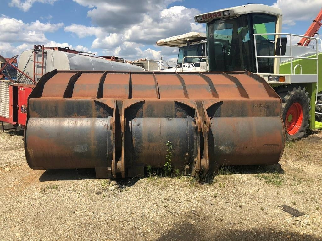 Miller Miller  - Graifer pentru Utilaje constructii: Foto 2 Miller Miller  - Graifer pentru Utilaje constructii: Foto 2