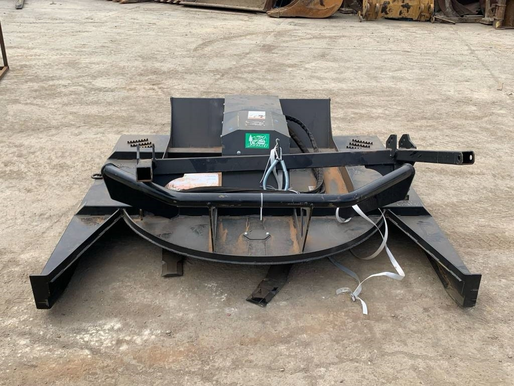 Raytree RHBC72 - Tocător forestier: Foto 1 Raytree RHBC72 - Tocător forestier: Foto 1