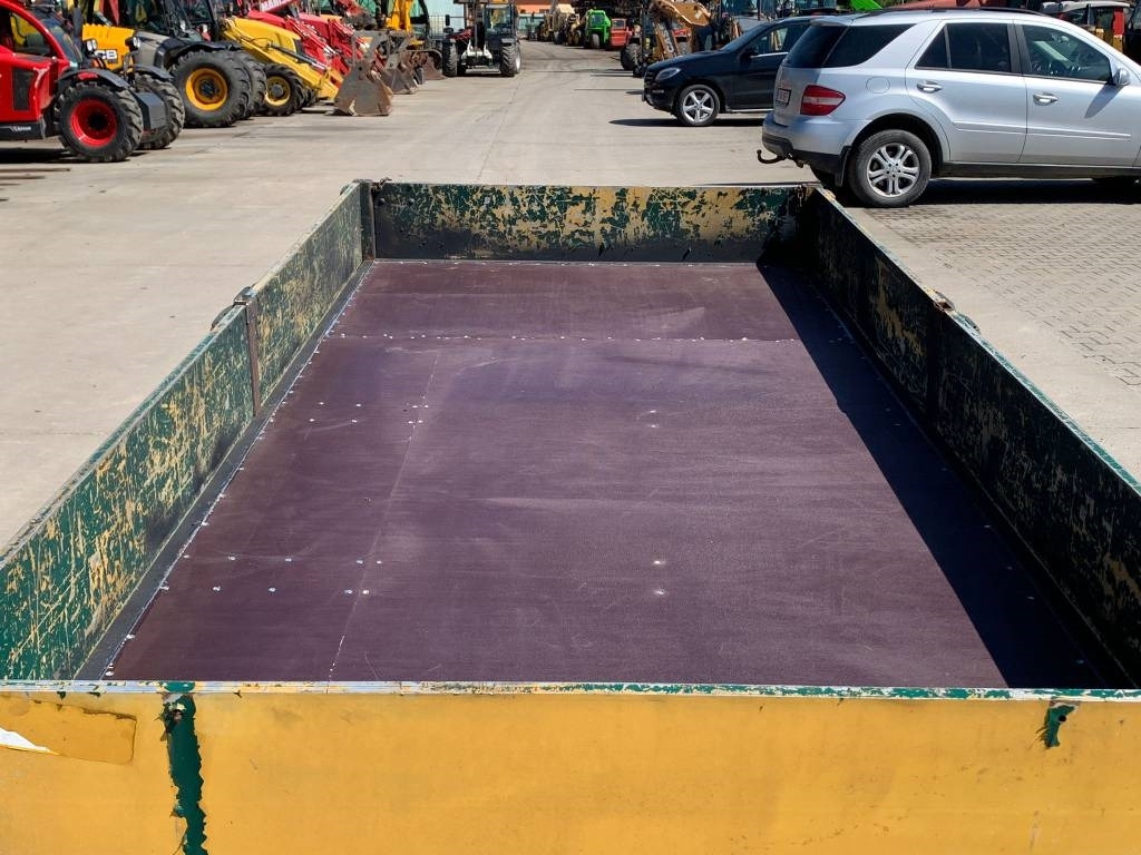 Remorca auto Saris P2000: Foto 7 Remorca auto Saris P2000: Foto 7