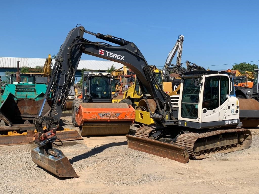 Terex TC 125 - Excavator pe şenile: Foto 1 Terex TC 125 - Excavator pe şenile: Foto 1