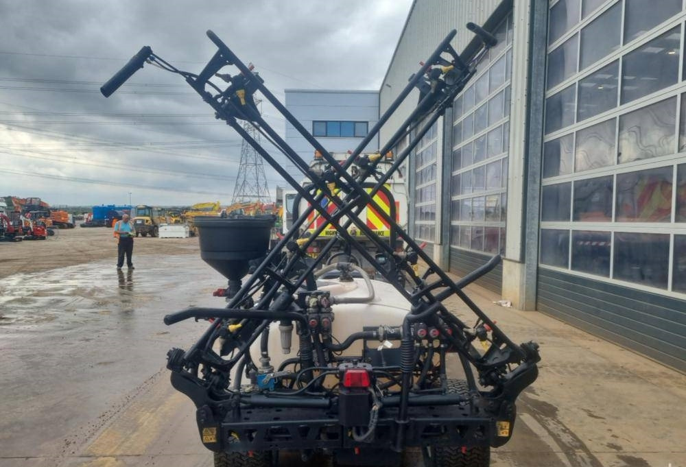 Toro Multi Pro 1750 - Injector pentru injecție îngrășăminte: Foto 4 Toro Multi Pro 1750 - Injector pentru injecție îngrășăminte: Foto 4