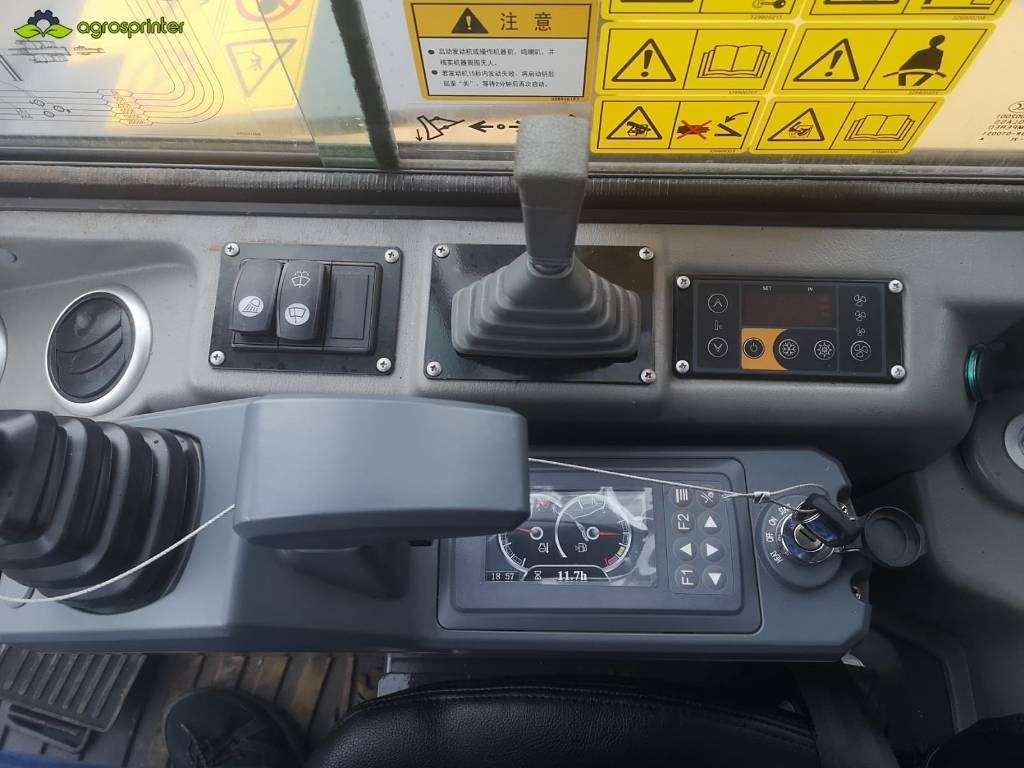 Mini excavator XCMG XE 35 U: Foto 8 Mini excavator XCMG XE 35 U: Foto 8