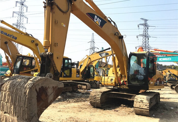 Caterpillar 320C - Excavator pe şenile: Foto 3 Caterpillar 320C - Excavator pe şenile: Foto 3