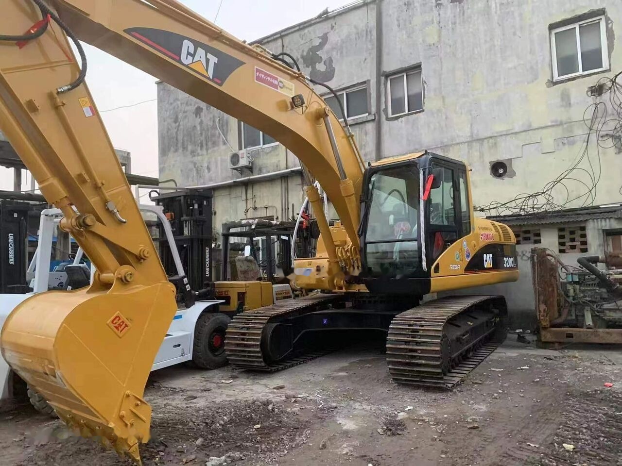 Caterpillar 320CL - Excavator pe şenile: Foto 5 Caterpillar 320CL - Excavator pe şenile: Foto 5