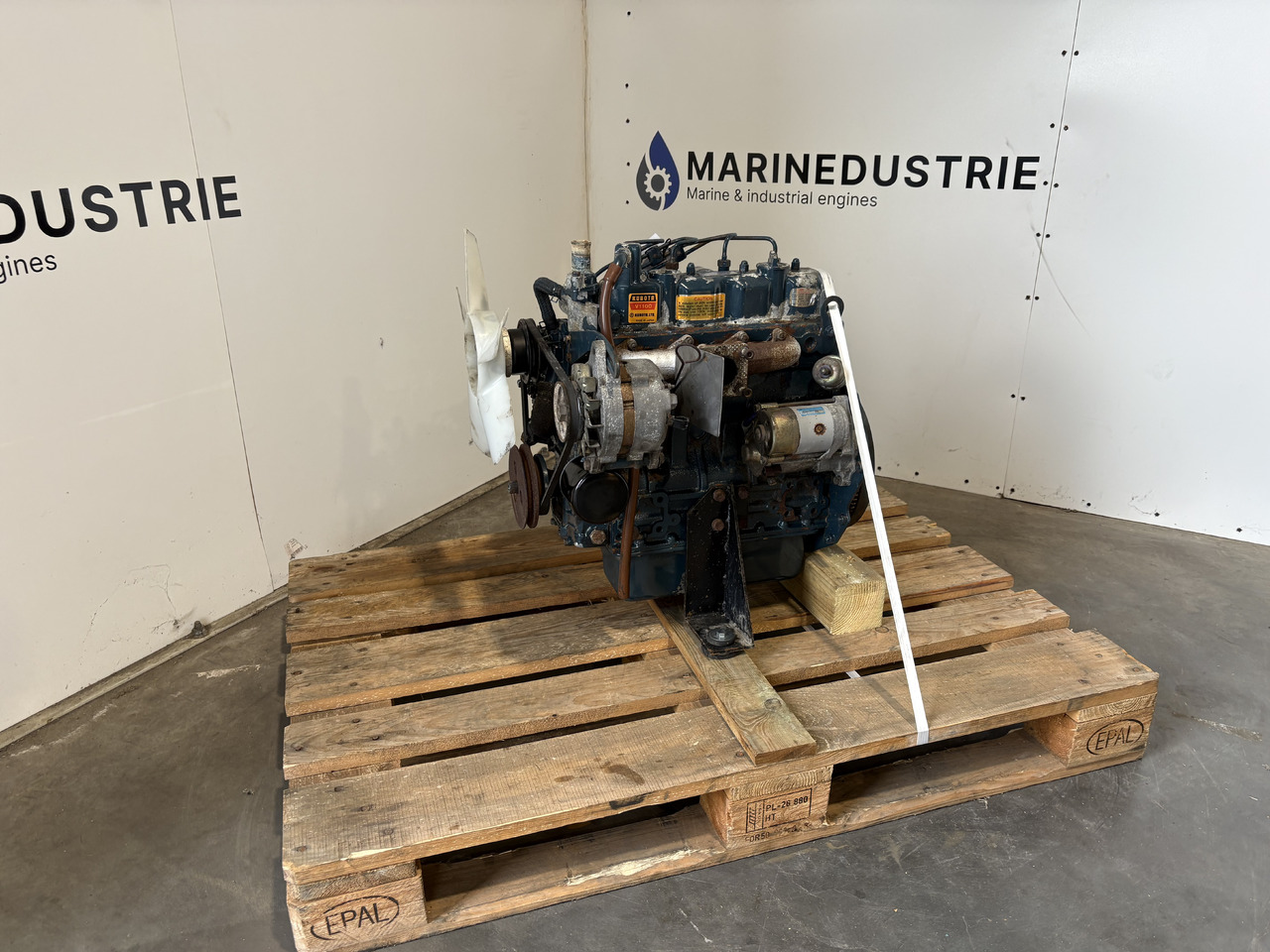 KUBOTA V1100 - Motor pentru Utilaje constructii: Foto 3 KUBOTA V1100 - Motor pentru Utilaje constructii: Foto 3