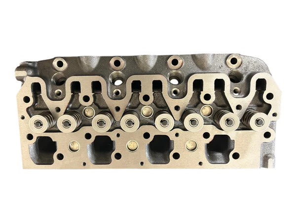 Perkins 404D-15 Cylinderhead - Motor pentru Utilaje constructii: Foto 3 Perkins 404D-15 Cylinderhead - Motor pentru Utilaje constructii: Foto 3