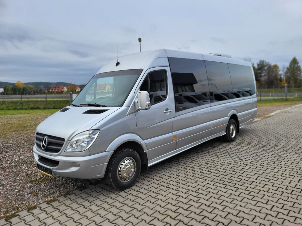 Mercedes-Benz Sprinter 519 CDI 24 places + 4 standing - Autobuz interurban: Foto 1 Mercedes-Benz Sprinter 519 CDI 24 places + 4 standing - Autobuz interurban: Foto 1