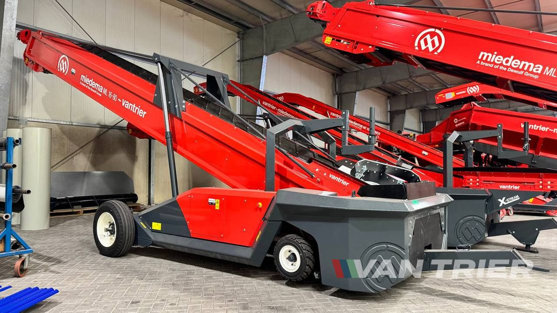 Miedema ML1680 Premium Store loader - Bandă transportoare: Foto 3 Miedema ML1680 Premium Store loader - Bandă transportoare: Foto 3