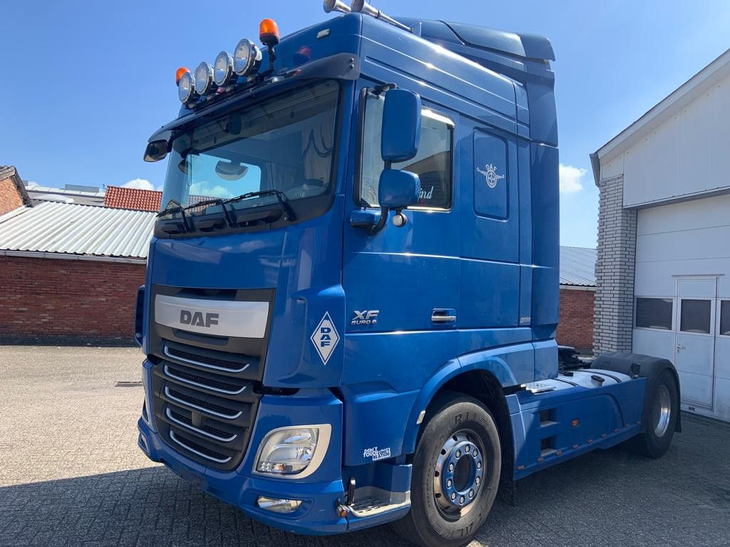DAF XF 106.440PS SC SZM Top zustand 1-Hand - Cap tractor: Foto 1 DAF XF 106.440PS SC SZM Top zustand 1-Hand - Cap tractor: Foto 1