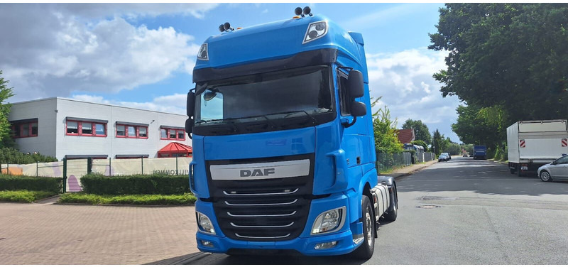 DAF XF106/460 - Cap tractor: Foto 3 DAF XF106/460 - Cap tractor: Foto 3