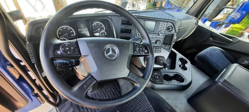 Mercedes-Benz 2043 Arocs 4x4 - Cap tractor: Foto 3 Mercedes-Benz 2043 Arocs 4x4 - Cap tractor: Foto 3