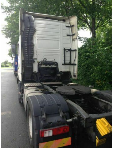 Volvo FH 440 G.Haus-Hochdach Euro:4 German Truck - Cap tractor: Foto 4 Volvo FH 440 G.Haus-Hochdach Euro:4 German Truck - Cap tractor: Foto 4