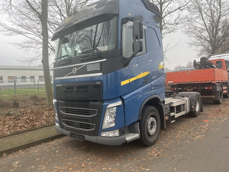 Volvo FH460 G.Haus/Hochdach 1-Hand Kipperhy - Cap tractor: Foto 2 Volvo FH460 G.Haus/Hochdach 1-Hand Kipperhy - Cap tractor: Foto 2