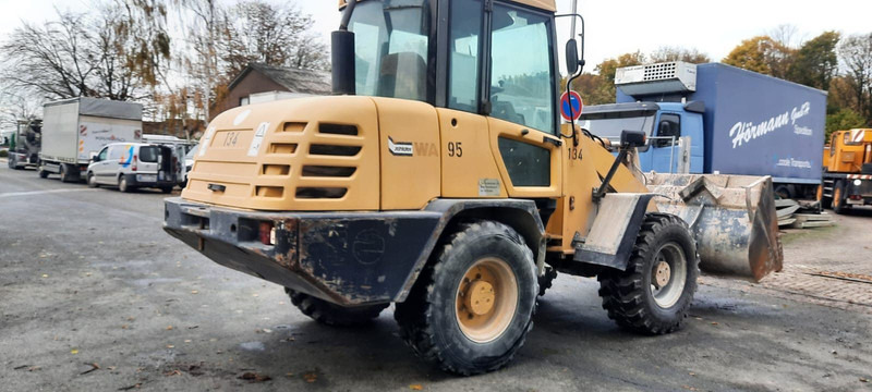 Komatsu WA95-3 - Încărcător frontal pe pneuri: Foto 3 Komatsu WA95-3 - Încărcător frontal pe pneuri: Foto 3
