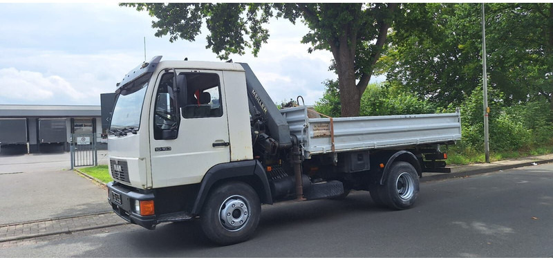 MAN 10.163 Kipper mit Kran+Greifer - Camion basculantă: Foto 3 MAN 10.163 Kipper mit Kran+Greifer - Camion basculantă: Foto 3