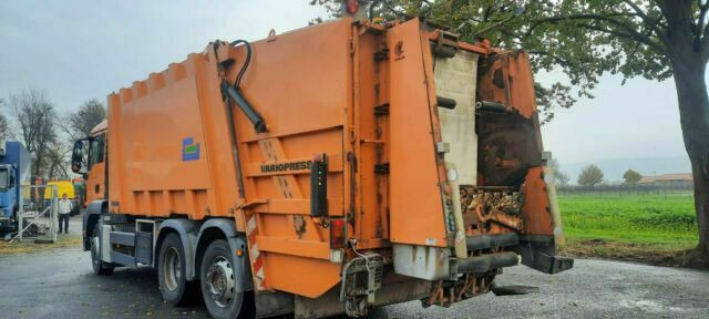 MAN 26.320 Müllwagen Faun Variopress - Autogunoiere: Foto 4 MAN 26.320 Müllwagen Faun Variopress - Autogunoiere: Foto 4