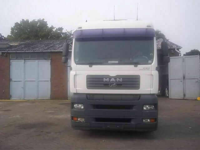 MAN 26.390 Fahrgestell Schaltgetriebe - Camion şasiu: Foto 1 MAN 26.390 Fahrgestell Schaltgetriebe - Camion şasiu: Foto 1