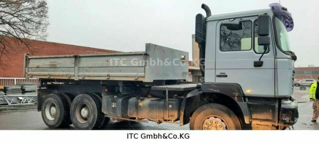 MAN 33.360K 6x4 Blatt/Blatt AP-Achse - Camion basculantă: Foto 4 MAN 33.360K 6x4 Blatt/Blatt AP-Achse - Camion basculantă: Foto 4