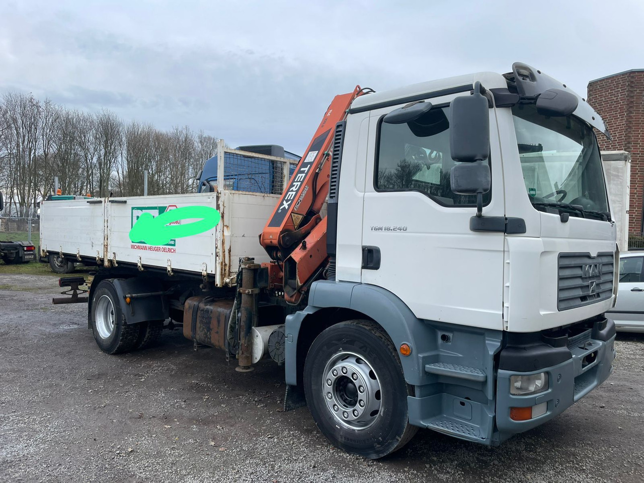 MAN TGM 18.240PS 4x2 3.S-Kipper mit Kran - Camion basculantă, Camion cu macara: Foto 4 MAN TGM 18.240PS 4x2 3.S-Kipper mit Kran - Camion basculantă, Camion cu macara: Foto 4