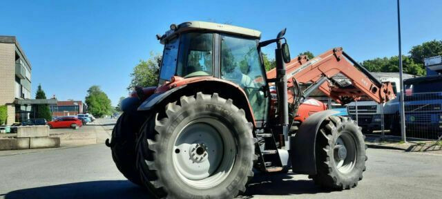Massey Ferguson Traktor F32 6480 - Tractor agricol: Foto 4 Massey Ferguson Traktor F32 6480 - Tractor agricol: Foto 4