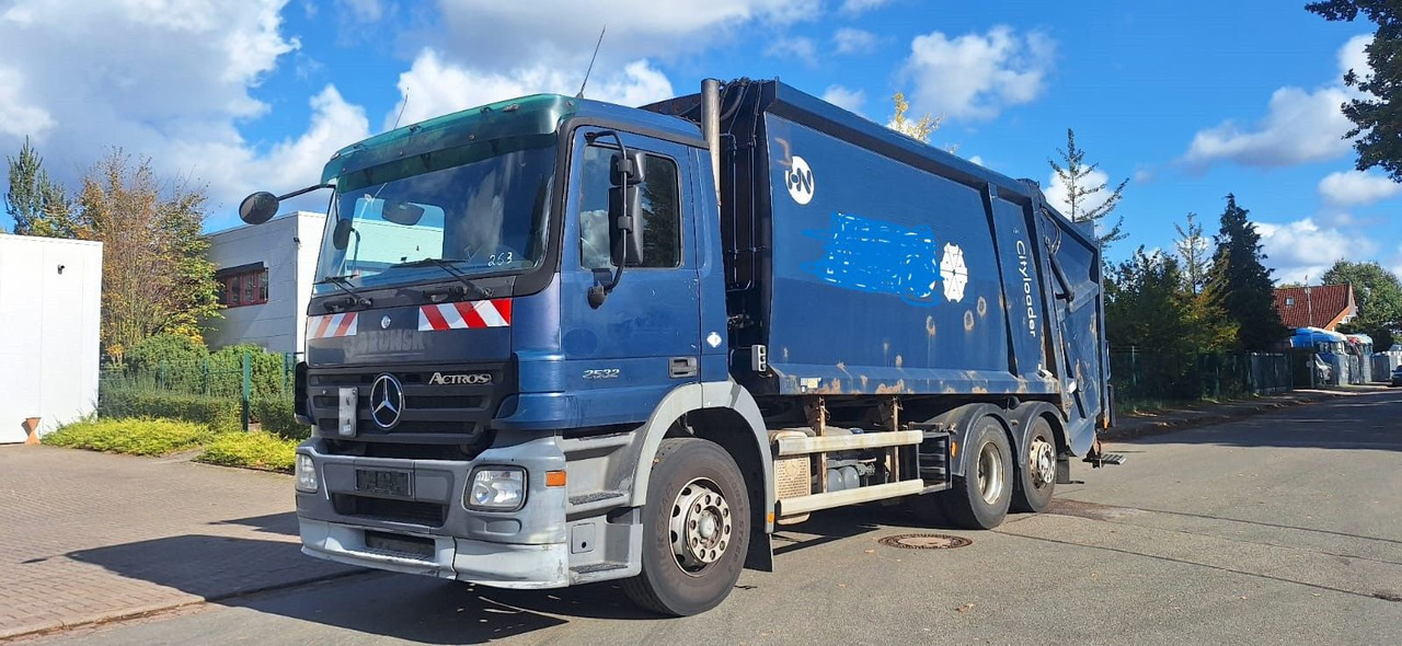 Mercedes-Benz 2632 Müllwgen 6x2 M.Haus Blatt/Luft - Autogunoiere: Foto 1 Mercedes-Benz 2632 Müllwgen 6x2 M.Haus Blatt/Luft - Autogunoiere: Foto 1