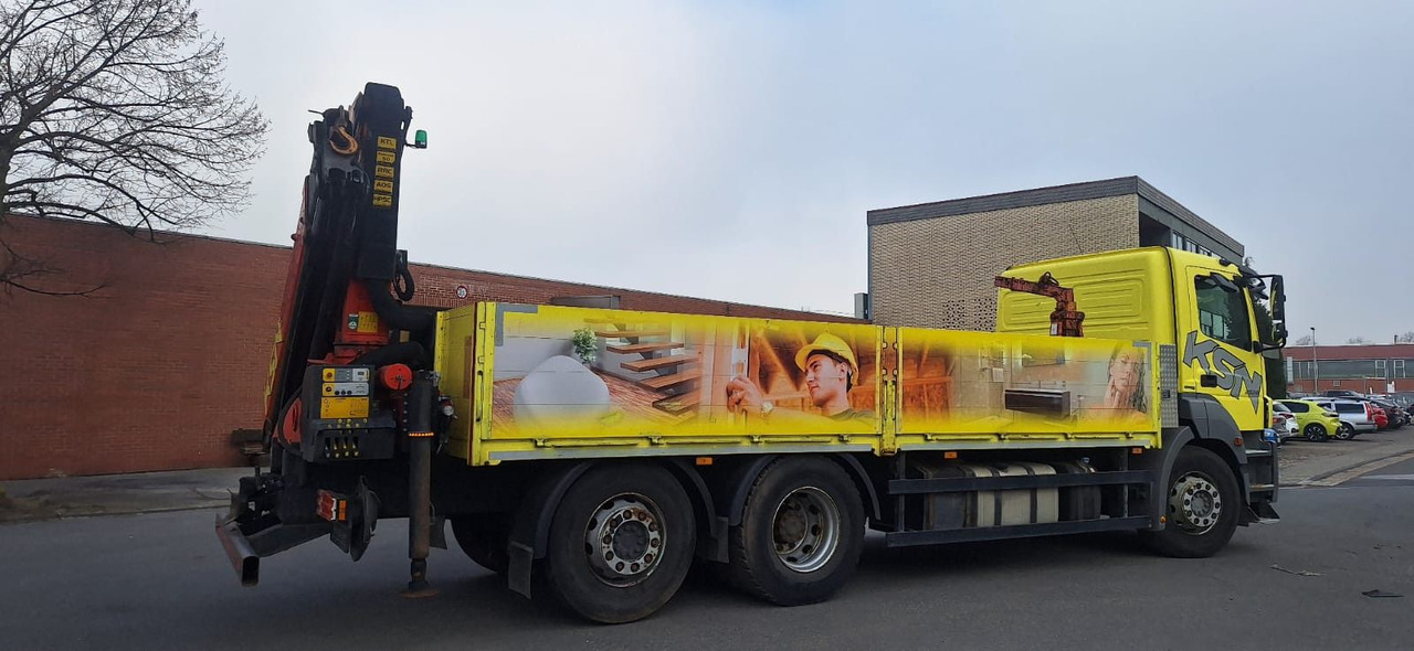 Mercedes-Benz 2636 Axor 3-Achser 6x2 mit Kran PK14002+Funk - Camion platformă, Camion cu macara: Foto 4 Mercedes-Benz 2636 Axor 3-Achser 6x2 mit Kran PK14002+Funk - Camion platformă, Camion cu macara: Foto 4
