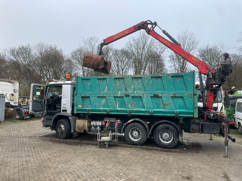 Mercedes-Benz Actros 2641 - Camion basculantă, Camion cu macara: Foto 3 Mercedes-Benz Actros 2641 - Camion basculantă, Camion cu macara: Foto 3
