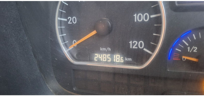 Măturătoare stradală Mercedes-Benz Atego 1524 2 6-Zyl. 4x2: Foto 6