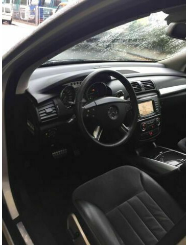 Mercedes-Benz R-Klasse 320 CDI L 4Matic 7G-TRONIC DPF AMG-Paket - Hatchback: Foto 3 Mercedes-Benz R-Klasse 320 CDI L 4Matic 7G-TRONIC DPF AMG-Paket - Hatchback: Foto 3