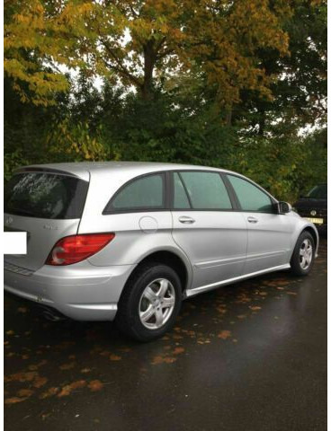 Mercedes-Benz R-Klasse 320 CDI L 4Matic 7G-TRONIC DPF AMG-Paket - Automobil: Foto 2 Mercedes-Benz R-Klasse 320 CDI L 4Matic 7G-TRONIC DPF AMG-Paket - Automobil: Foto 2