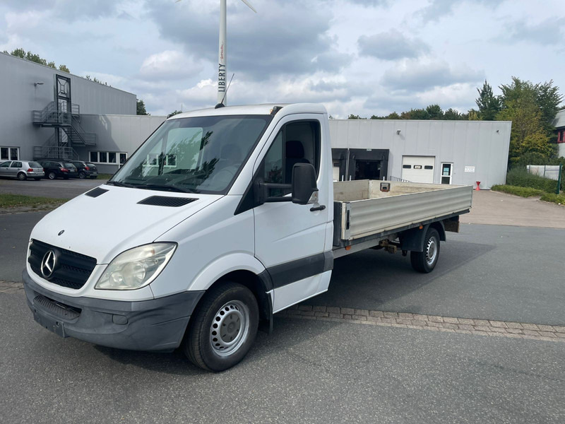 Mercedes-Benz Sprinter 316 - Autoutilitară cu platformă: Foto 3 Mercedes-Benz Sprinter 316 - Autoutilitară cu platformă: Foto 3