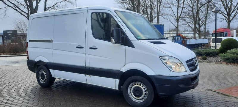 Mercedes-Benz Sprinter 316 Kastenwagen - Autoutilitară compactă: Foto 1 Mercedes-Benz Sprinter 316 Kastenwagen - Autoutilitară compactă: Foto 1