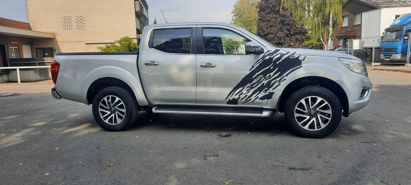 Nissan Navara NP300 N-Connecta Double Cab 4x4 - Pick-up: Foto 4 Nissan Navara NP300 N-Connecta Double Cab 4x4 - Pick-up: Foto 4