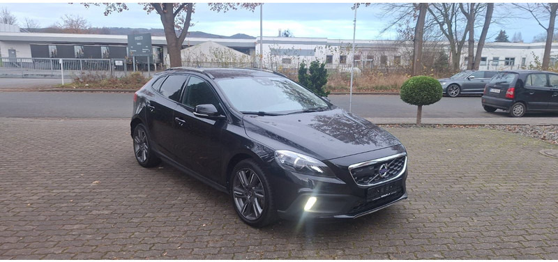 Volvo V40 Cross Country You! - Hatchback: Foto 1 Volvo V40 Cross Country You! - Hatchback: Foto 1