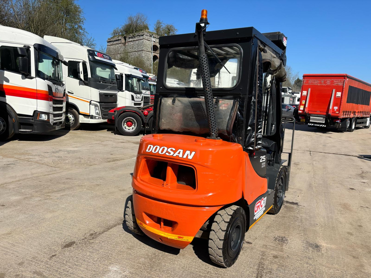 2012 DOOSAN D25S-5 Forklift - Stivuitor diesel: Foto 4 2012 DOOSAN D25S-5 Forklift - Stivuitor diesel: Foto 4