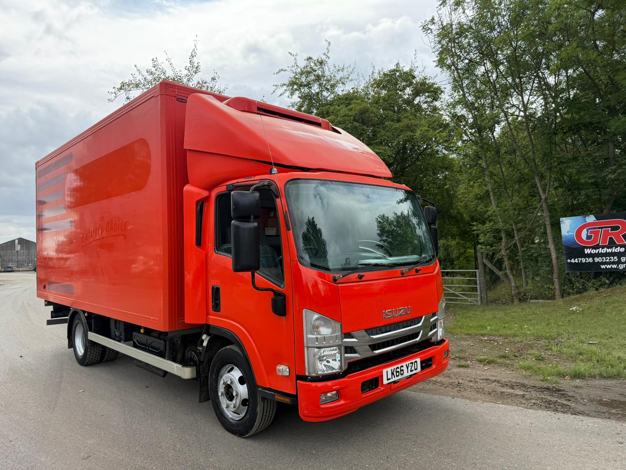 2016 Izuzu Refrigerated Truck - Camion frigider: Foto 5 2016 Izuzu Refrigerated Truck - Camion frigider: Foto 5